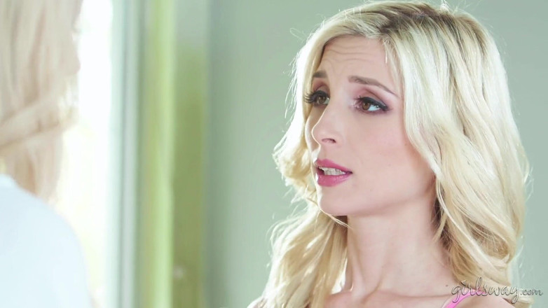 Girlsway: GIRLSWAY - stiefschwesterngeschichten: erstes date