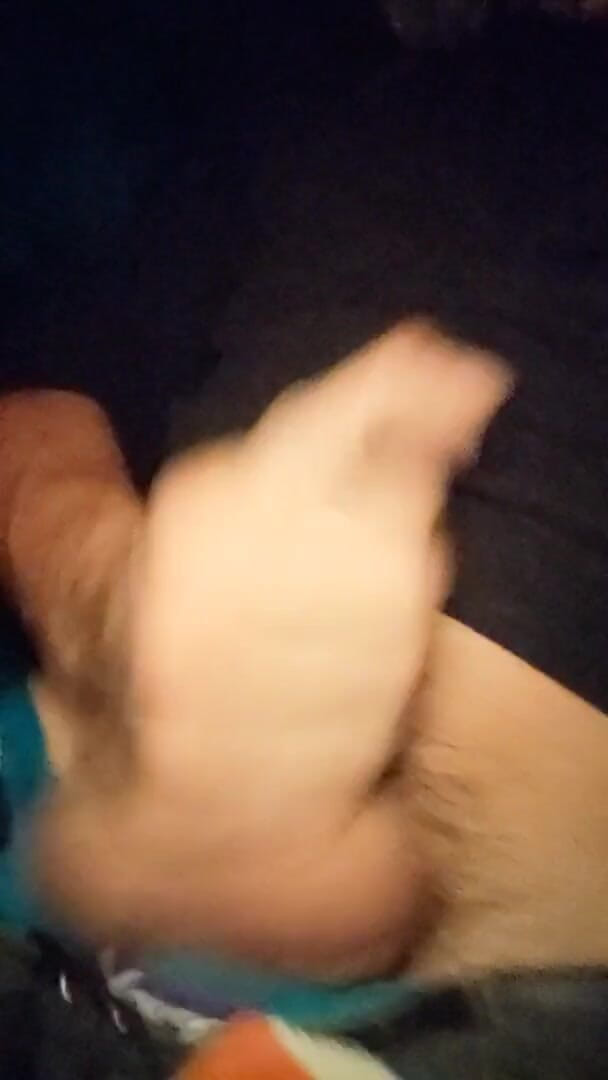 Sexy possum: Quick Jerk and Cum