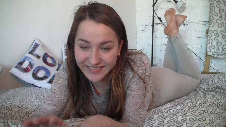 Dirty fantasy: My Teen Stepdaughter in Pantyhose Masturbates and Shows off Her...