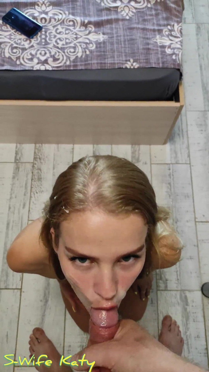 S-Wife Katy: Wytrysk na ładną twarz żony Katy