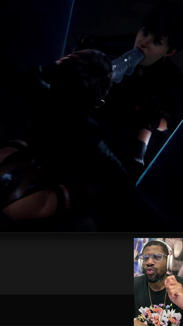 Good news media: Cammy Bald hra s kundičkou, Kiriko's Ass Shake, Těsná kundička...
