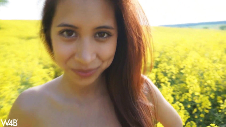 Watch4beauty: Terrain de Colza