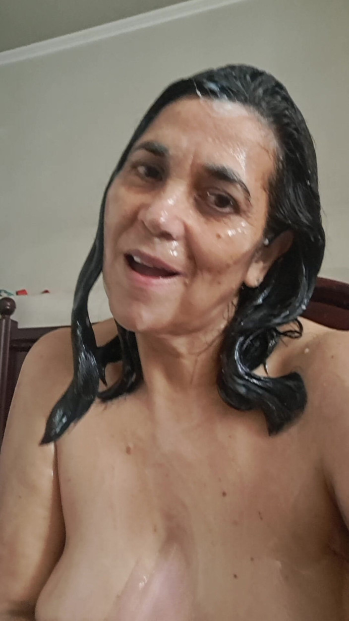 Mommy big hairy pussy: Whore Bathed in Lover's Milk