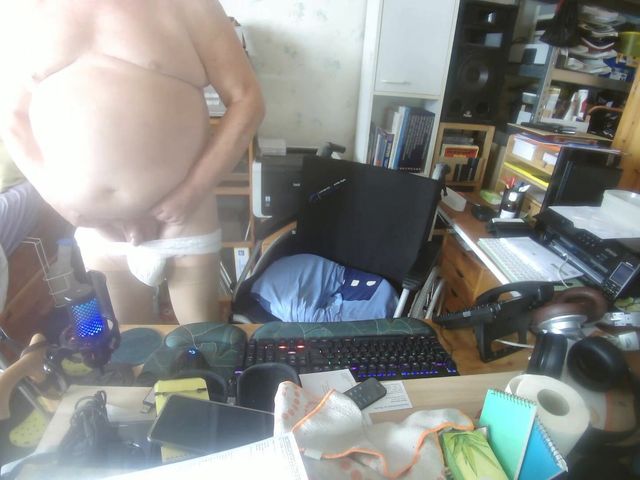A Hot Striptease Early in the Morning Will Drive Away Your Worries and Concerns (Grandpa's desire)