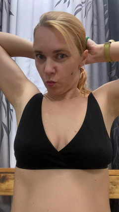 Hairy couple: 私が本物であることを示すための本当の認証ビデオで、ちょっとエッチな会話をします