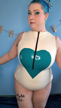 Behind the Scenes Latex Shine up