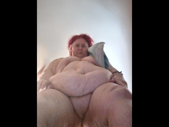 BBW nurse Vicki adventures with friends: Meine selfie necken fotos und kleine videos kombiniert