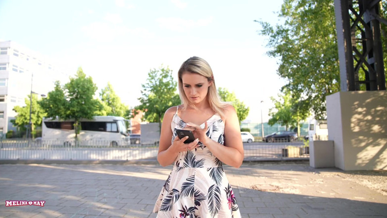 Melina May: App Porno Incontri