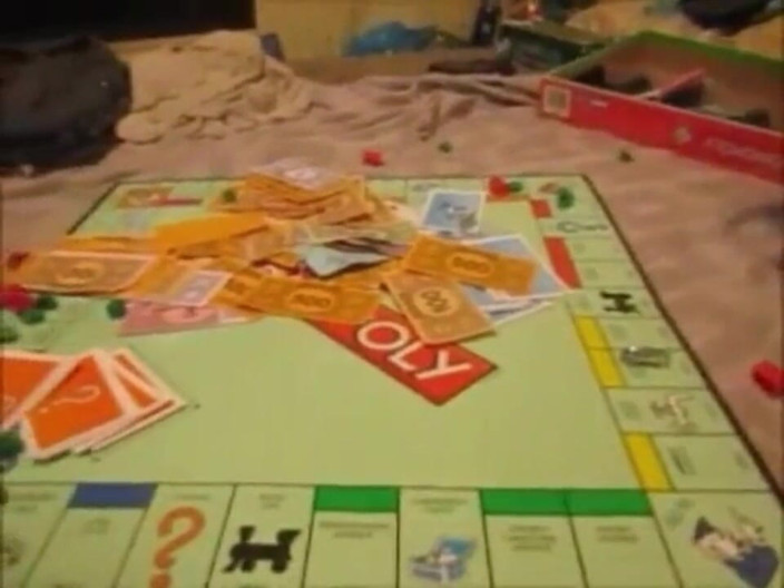 Fat Goddes: Wife Gets Pussy Creampie Bareback Playing Monopoly with Friends