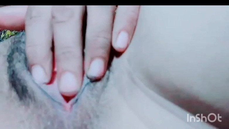 TricolorMusic3: Co mám dělat? Moje vášeň neustupuje a já uklidňuji svou...