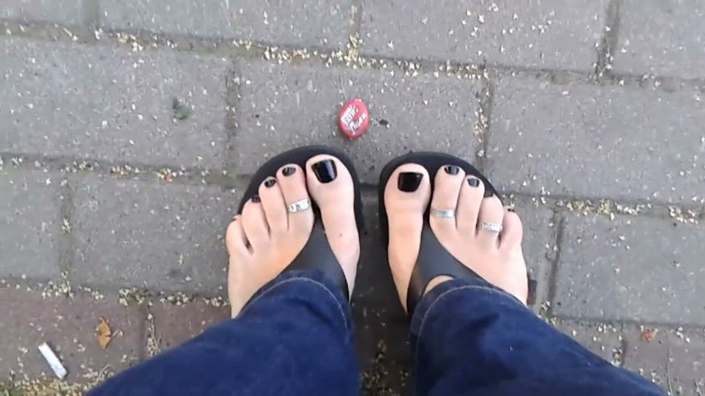 Heelex: Pretty Feet