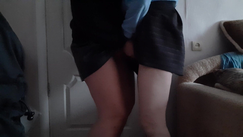 Lesbian-illusion: 当我的继父在工作时，我勾引了我的新继母