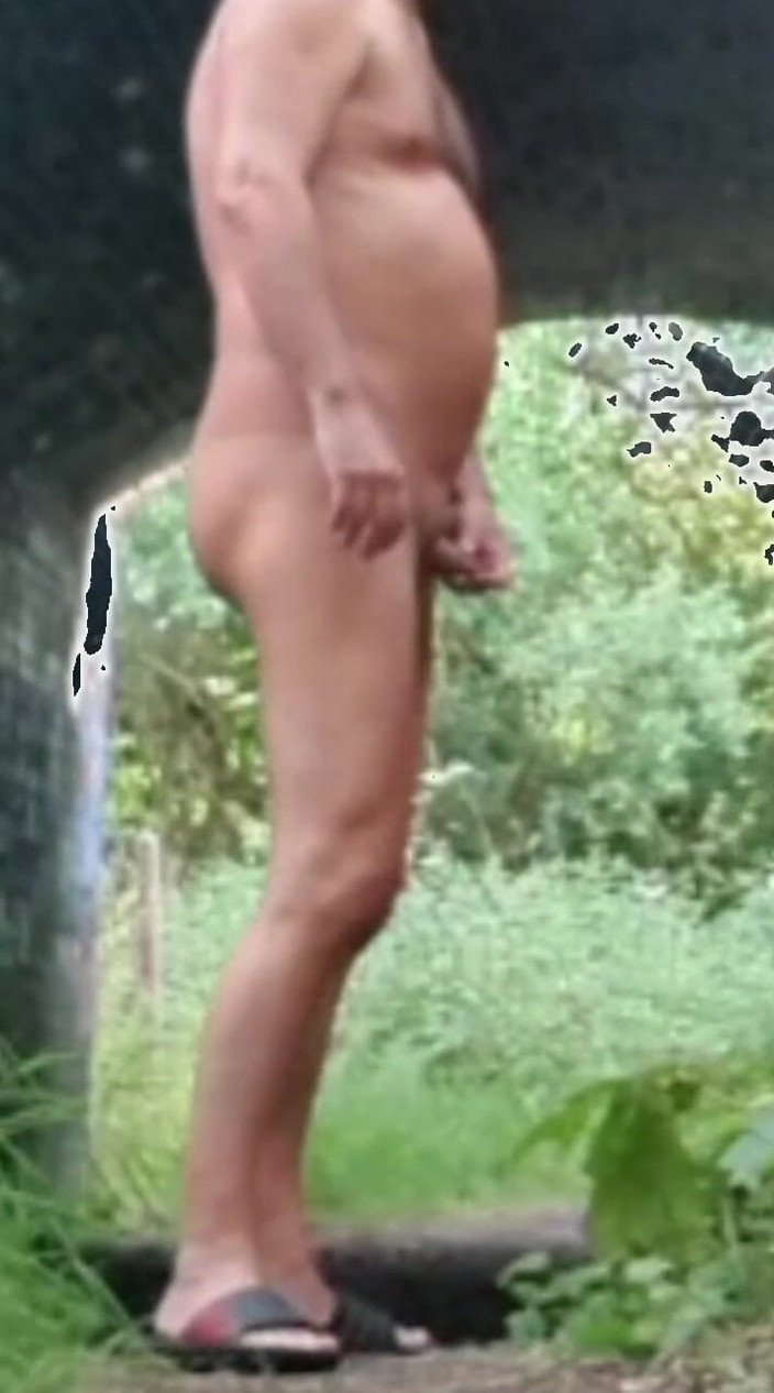 MaleModel: Forest Nudity