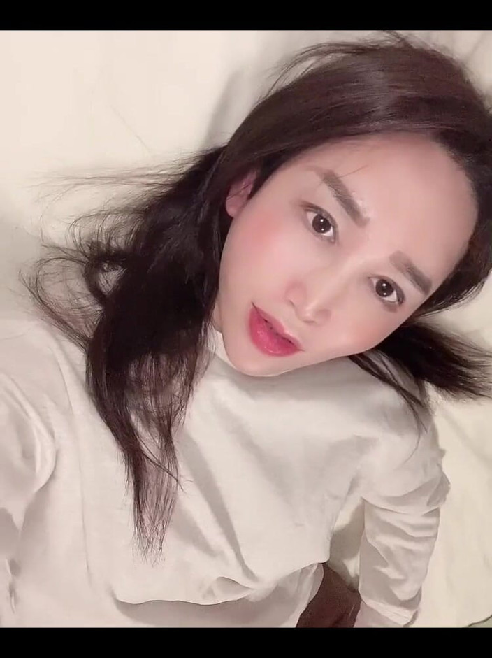 TS Shizuka: La masturbación en pijama