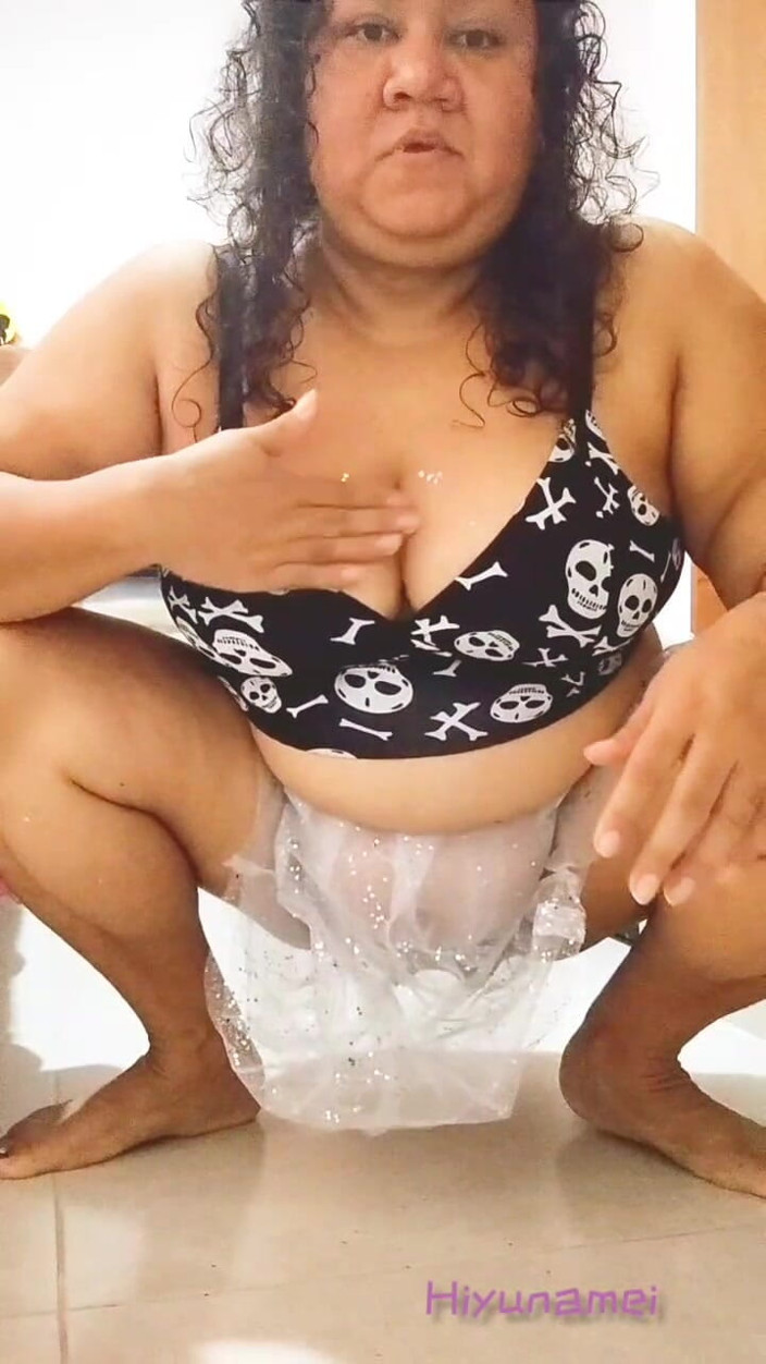 Hiyunamei-bbw: Толстушка Hiyunamei