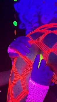 Neon Cream Dream