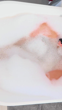 471 Une sodomie interdite avale une gorge profonde, de la pisse et du sperme, chaos