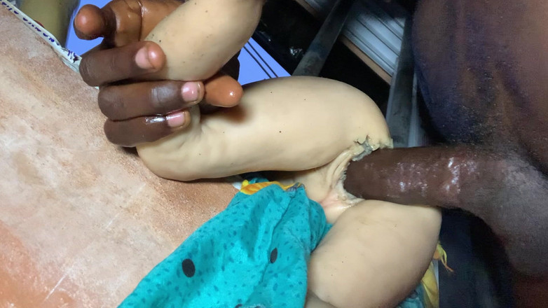 Bangcum8: Memek sempit cewek ini dientot habis-habisan sampai dicrot di dalam