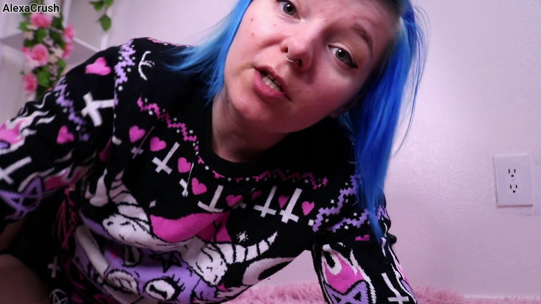 AlexaCrush: Jaloerse vriendin geeft je een handje