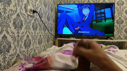SexMamon: urmărind desene animate, ejaculând în pat, cu încetinitorul frumos