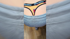 JessieHH: Erwischte ihn beim einkaufen beim kriechen und spähen sie mich...