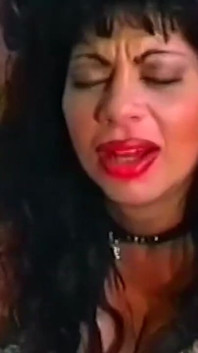MILF Ahegao memancut mani pada ekstasi zakar berdenyut