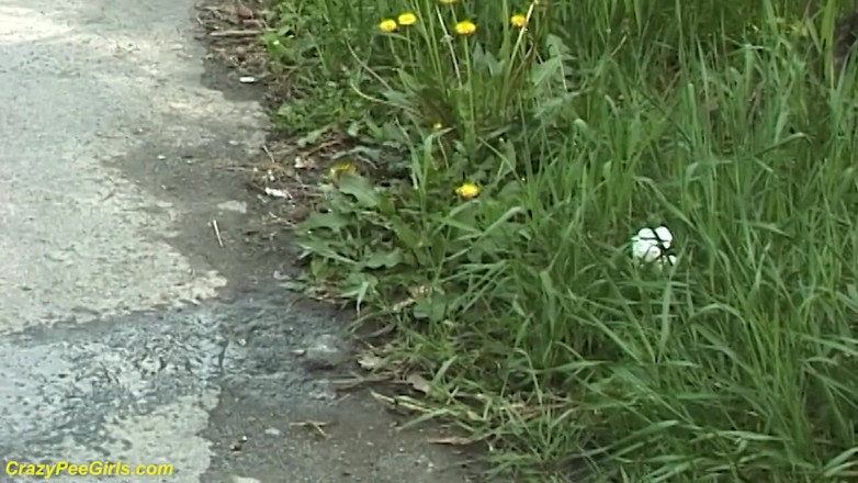 Crazy pee girls: Young beauty girl with small tits peeing in public