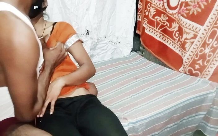 Laxmi deshi: Indiana cunhada fodida nua sozinha em casa