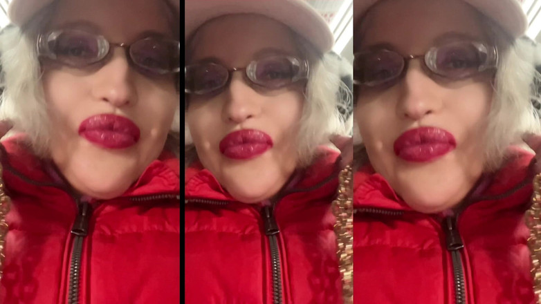 FinDom Goaldigger: 变成我的愚蠢娘娘腔 - 嘴唇 - 吮吸asmr的漂亮脸痴迷剪辑由 findom 进门员