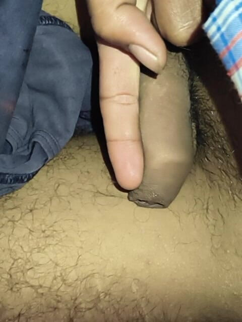 Jayramj764: ベッドの中の少年