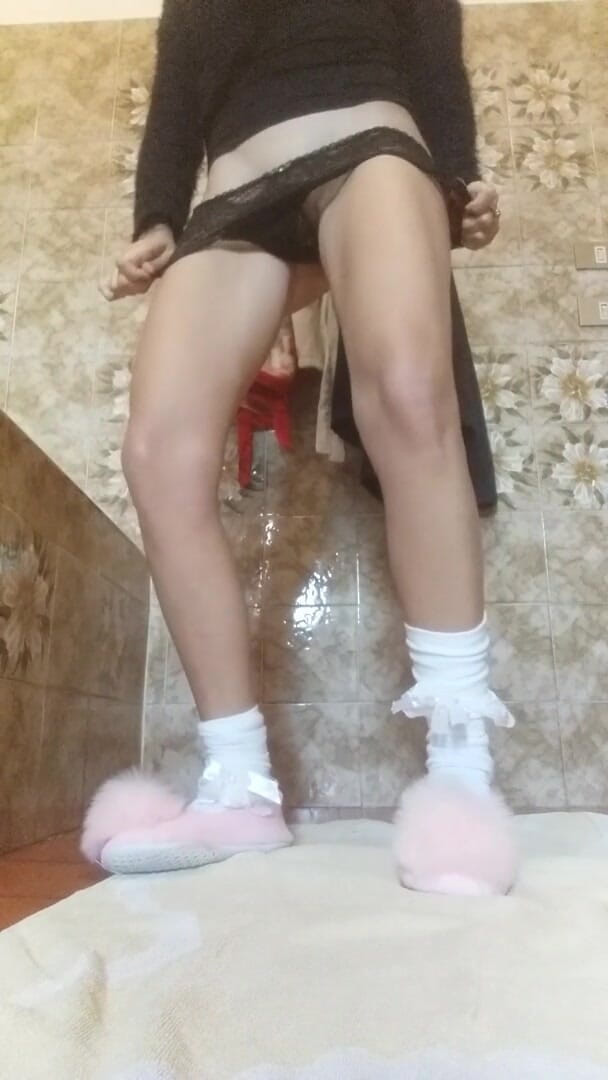 savannahamatoriale: Playn with Panties