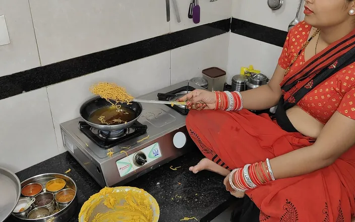 Sexy Komal: While Komal Was Making Namkeen for Diwali, Brother-in-law Tasted It