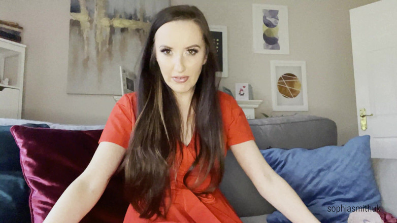 Sophia Smith UK: A Very English Sissy