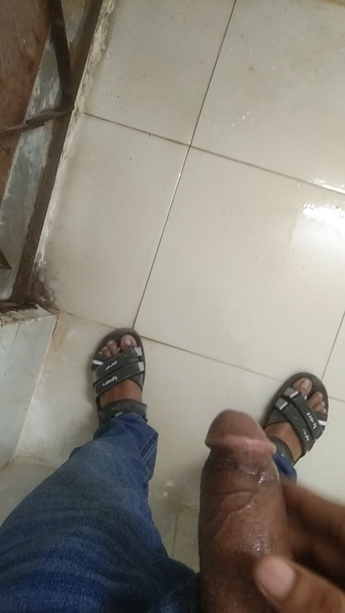 Viral_tiktokar: The Electricity Went Out When I Was in the Office...