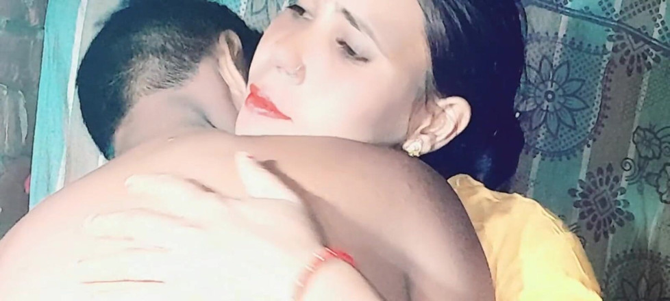 Renudbf: Kremówka Desi MILF