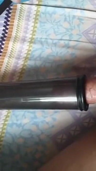 Video thủ dâm và xuất tinh của cậu bé