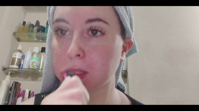 RavenHearth666VIP: Brushing My Teeth
