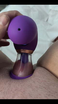 TheKinkyPwrLftr: 彼らが私のおもちゃを良い小さなふしだらな女のように操っている間、自分自身を録音するように私に言いました