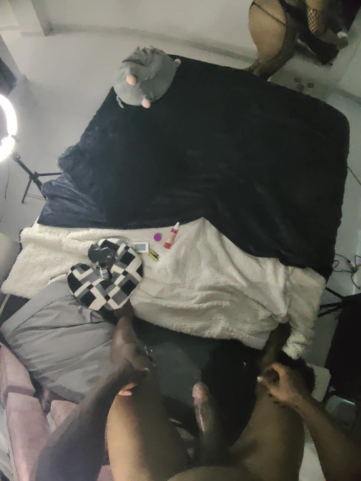 PABLO N3GROBAR: Ters bakış açısı yüze boşalma ayı. Onun sesi!