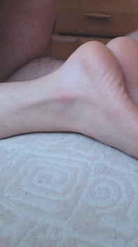 Cum on Sweet Twink's Feet(98_9)