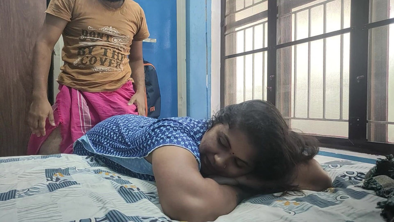 Vaigavarun45: Quente puta esposa fode enquanto sujo fala sobre sexo a...