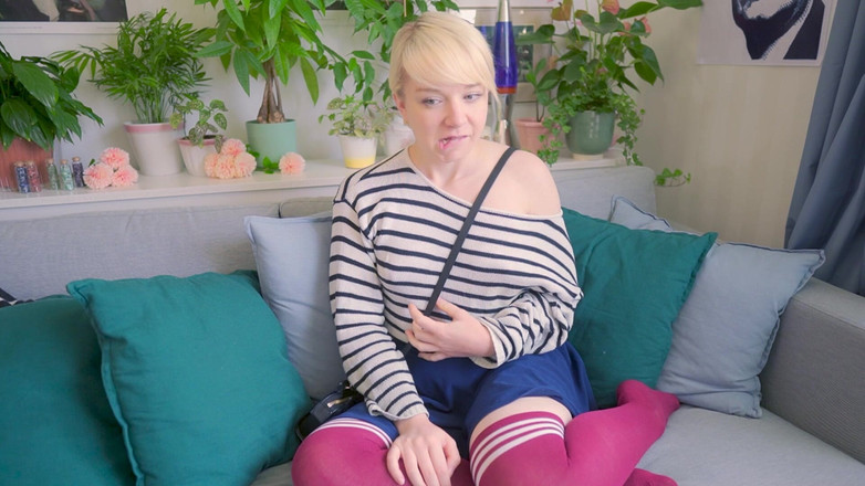 Jolie Lyon: Freakige stiefschwederin, liebhaberin erzählt alles in therapie