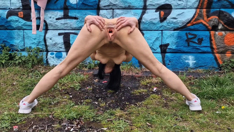 Nicky Brill: Naked Outdoors, Pissing and Gaping