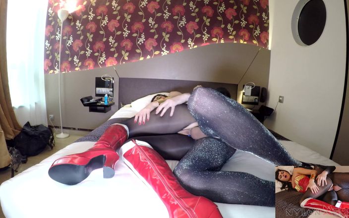 Nylon Xtreme: POV Sonya Durganova wonder vrouw nylon seks