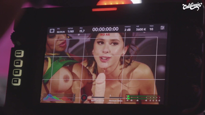 California TV: Rekaman Seks Di Balik Layar - California TV Lesbian Spesial