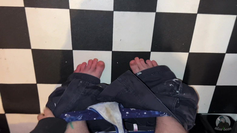 Alice Bean: Piss-Paradies