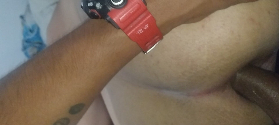 Angy Bisexperiences: 我的黑公牛越来越张开我绿帽老公的菊花