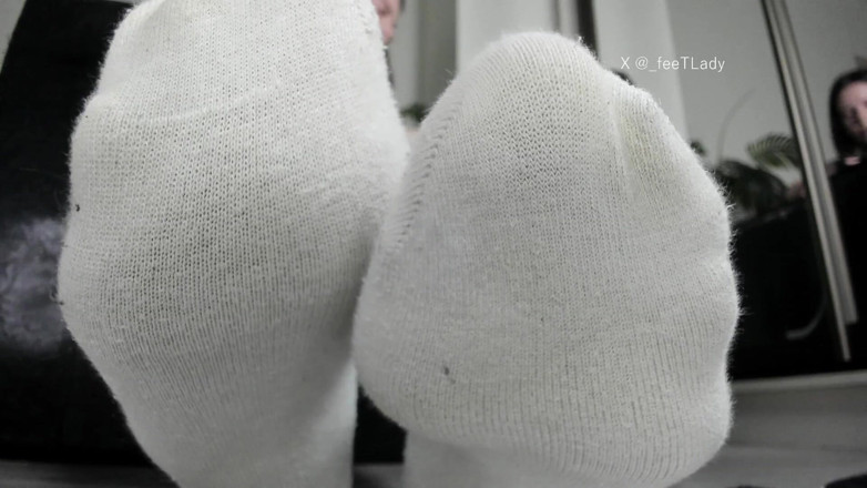 Feet lady: Yum Old Socks