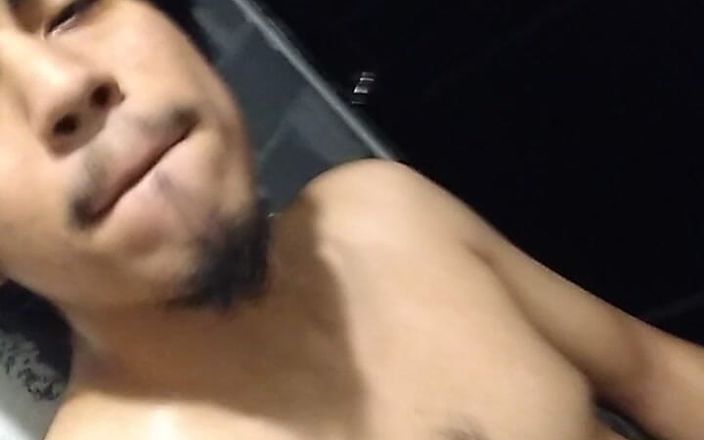 AlexAlejandro13: Ti piace guardare le uova?