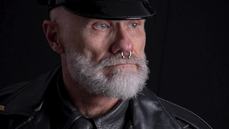 Muscles Cigar FFPig: Leather Chaps, Spikes and Pipe